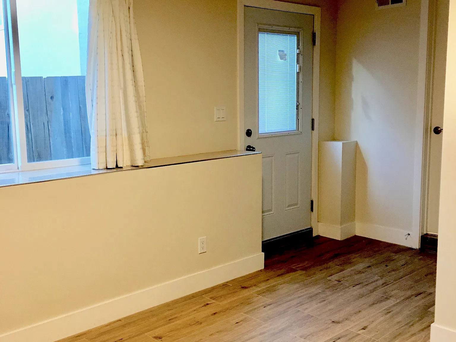 110 Chestnut Ave — Photo 1