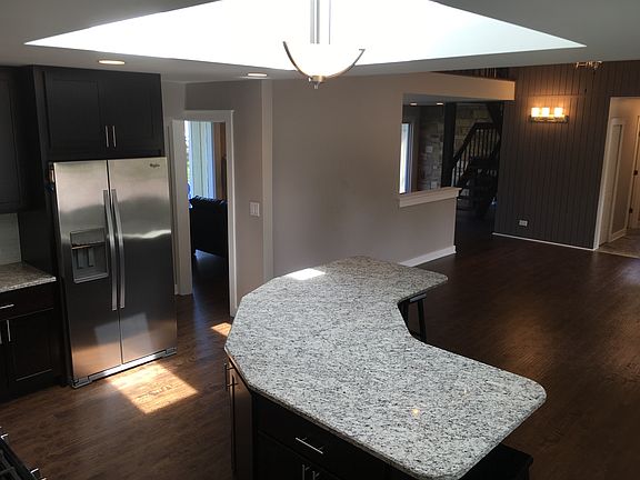 3rd image of 1236 Tyburn Dr