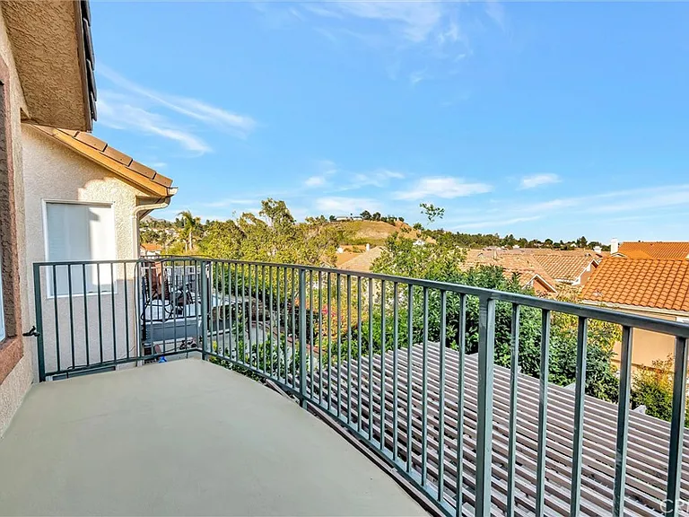 19754 Mariposa Creek Way — Photo 29