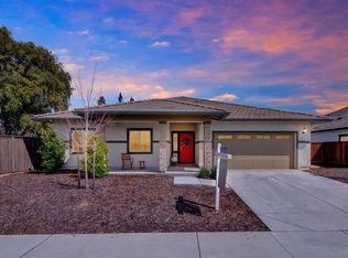 635 S Lincoln St, Dixon, CA