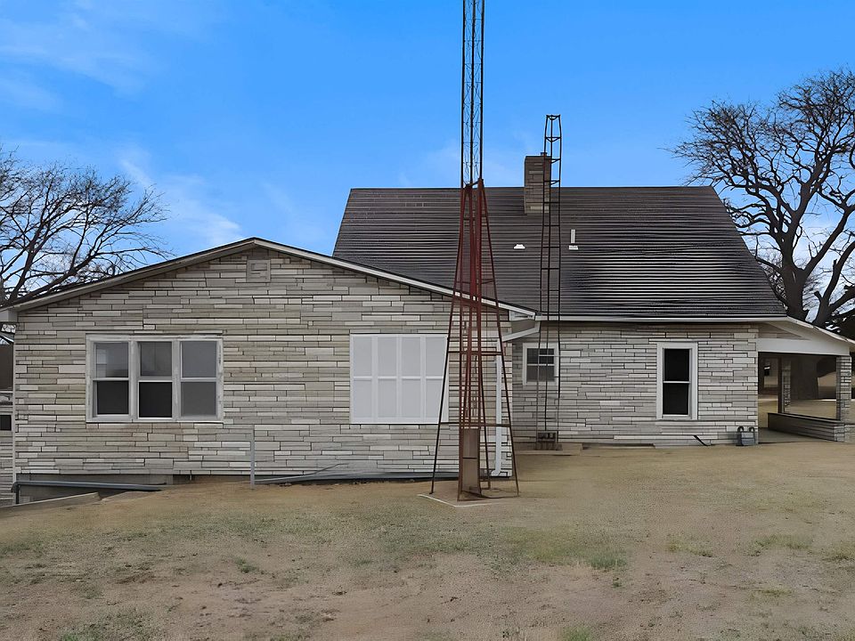 1st image of 501 E 3rd Ave
