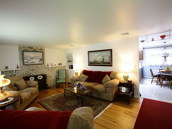 Living Room with Fireplace