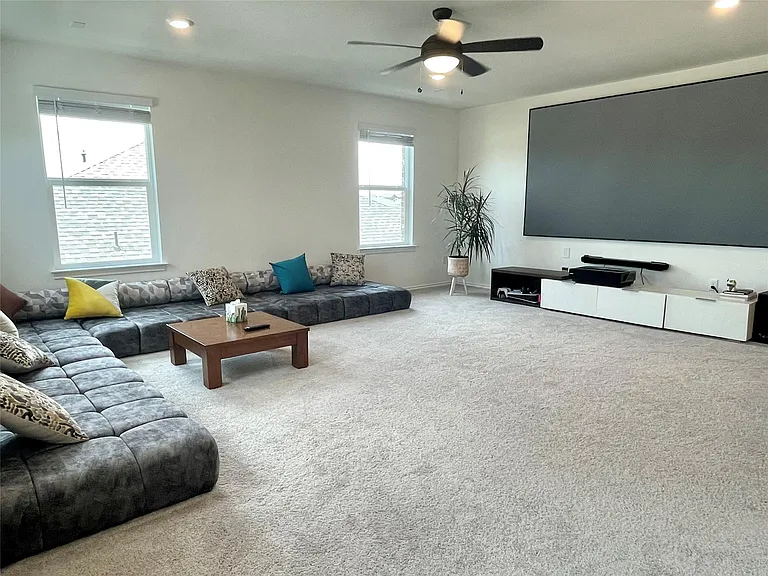 3768 Forino Dr — Photo 21