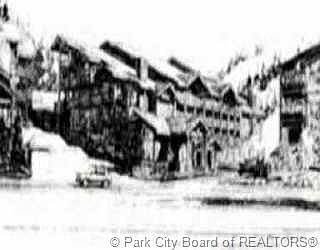 1st image of 7660 Royal St E #4