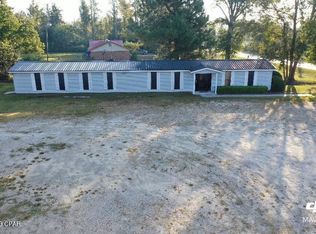 4878 Blue Springs Rd, Marianna, FL 32446