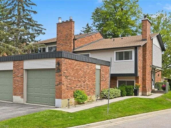 1576 Kerns Rd #7, Burlington, ON L7P 3A7