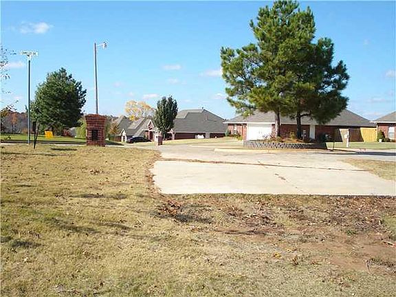 4th image of 2024 Camelot Dr Lot 11