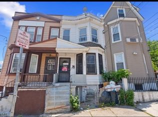 132 Chester Ave, Newark City, NJ 07104