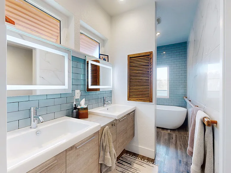 23-web-or-mls-901-sheepshead-ave_03132025