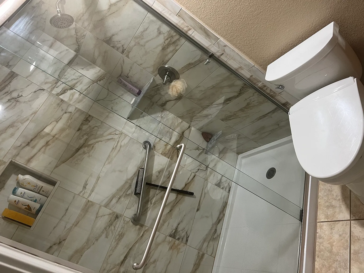 1 bed, 400 sqft, $1,800 — Photo 3