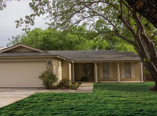 306 Fleetwood Ct, Arlington, TX 76014