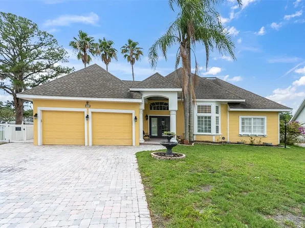 5440 Manatee Point Dr, New Port Richey, FL 34652