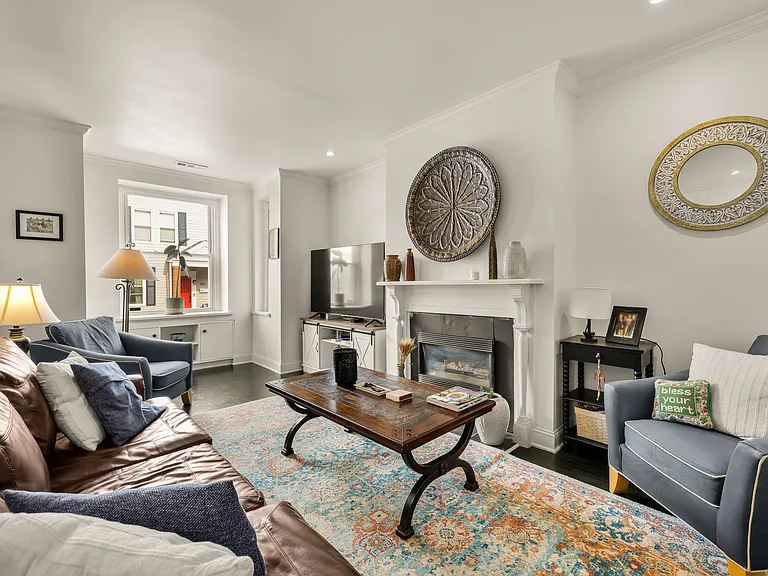 340 U St NW — Photo 4
