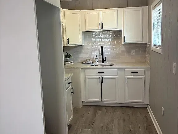 709 Bullock St #1 — Photo 5