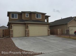 10359 Declaration Dr, Colorado Springs, CO 80925