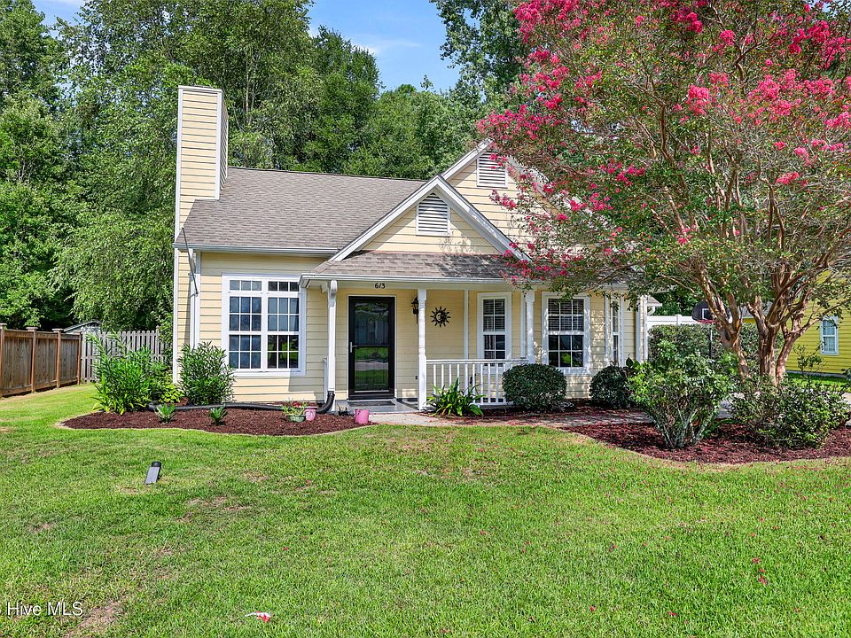 1st image of 613 Bay Blossom Drive