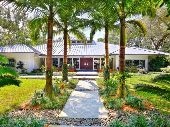 5520 Oakwood Ln, Coral Gables, FL 33156