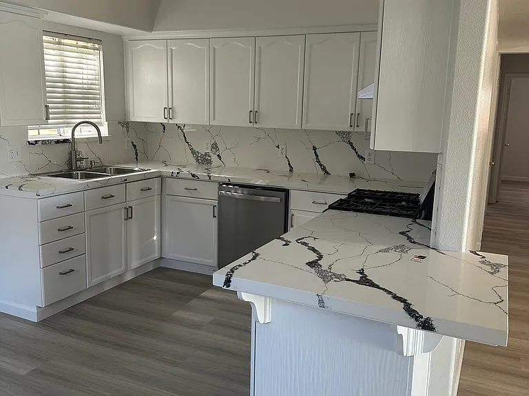 9128 N Recreation Ave — Photo 6