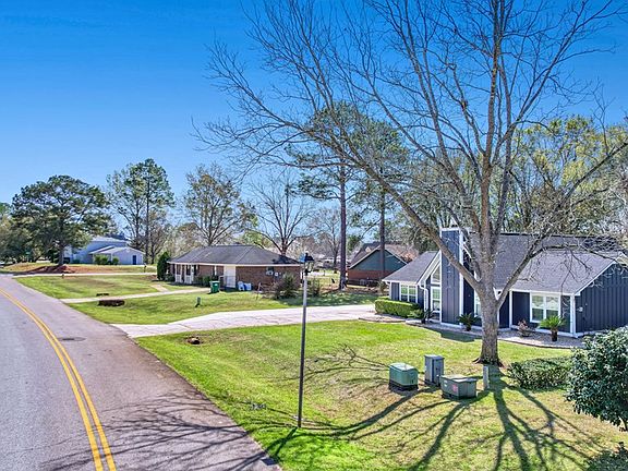 5th image of 504 Longbow Dr