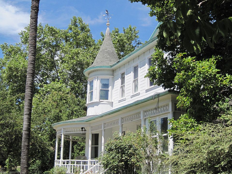 1st image of 5074 Jones St