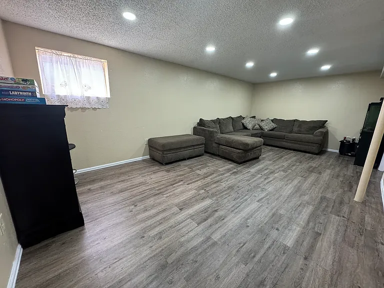 4840 Ridenour Dr — Photo 15