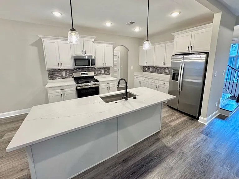 566 Tucker View Dr — Photo 4