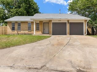 433 Larkspur Ct, Edmond, OK 73003