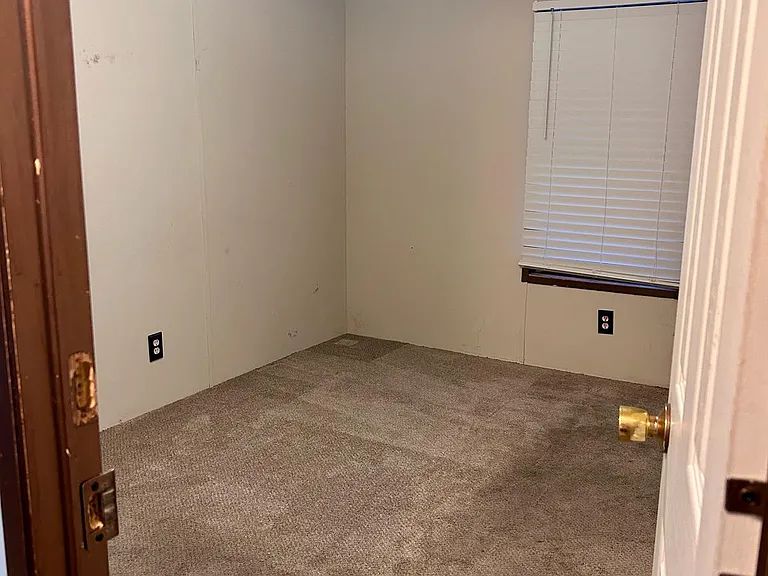 302 Horseshoe Loop — Photo 9