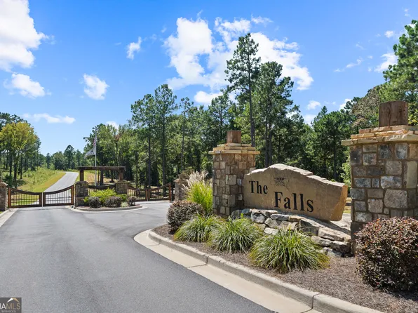300 Wind Rock Rdg, Milledgeville, GA 31061