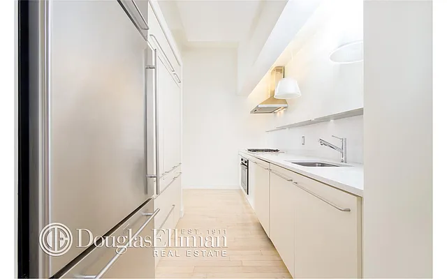 Sold by Douglas Elliman | media 17