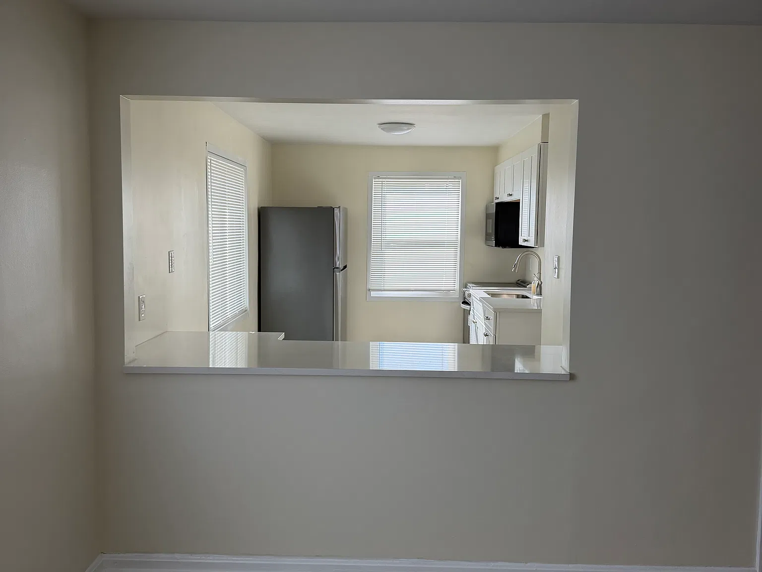 1 bed, 700 sqft, $1,075 — Photo 4