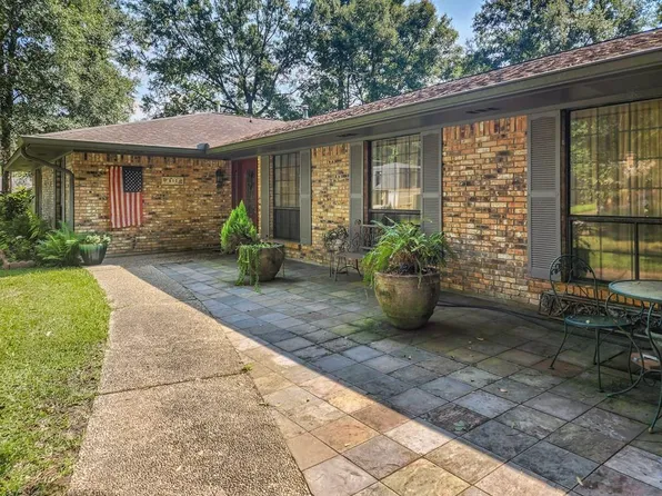 810 Hickory Ln, Jasper, TX 75951