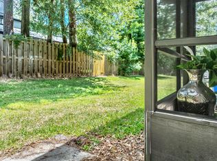 2300 SW 43rd St APT E2, Gainesville, FL 32607