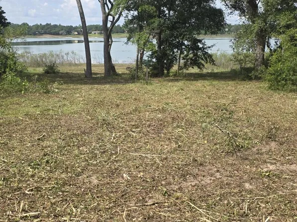 0 Ambassador Ct, Chipley, FL 32428