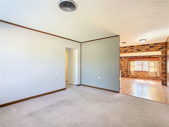 4th image of 14414 Sussex Dr