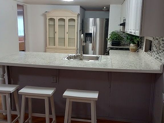 4th image of 44650 Forest View Rd