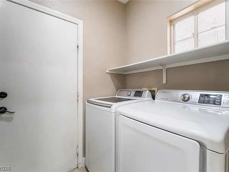 1179 Antoinette St — Photo 34