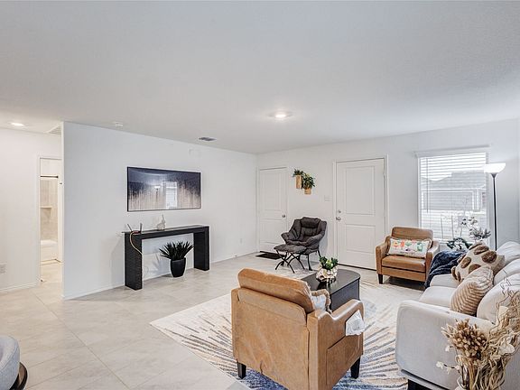 5th image of 3505 Flicker Ln