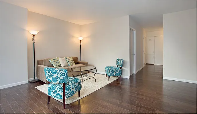 Rented by GARG Real Estate | media 8