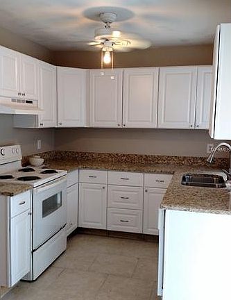 3rd image of 3810 W Rogers Ave