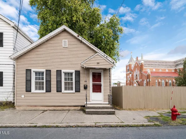 28 Lancaster Street, Cohoes, NY 12047
