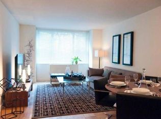 1645 York Ave, New York, NY 10028