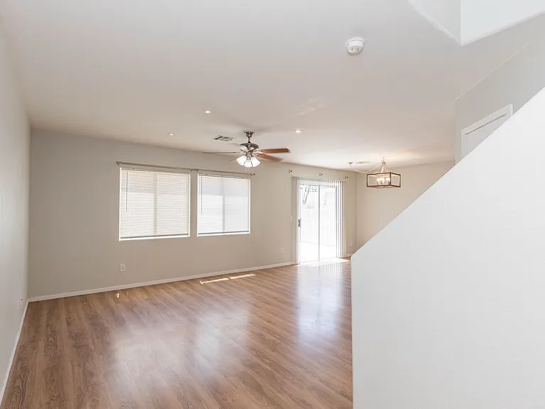 4515 Grotto Ct — Photo 4