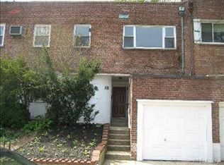 4216 147th St, Flushing, NY 11355