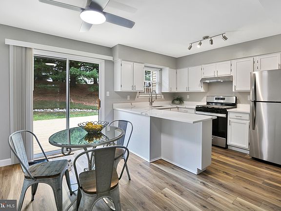 5th image of 13566 Deerwater Dr
