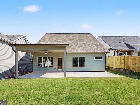 5th image of 105 Red Oak Ct