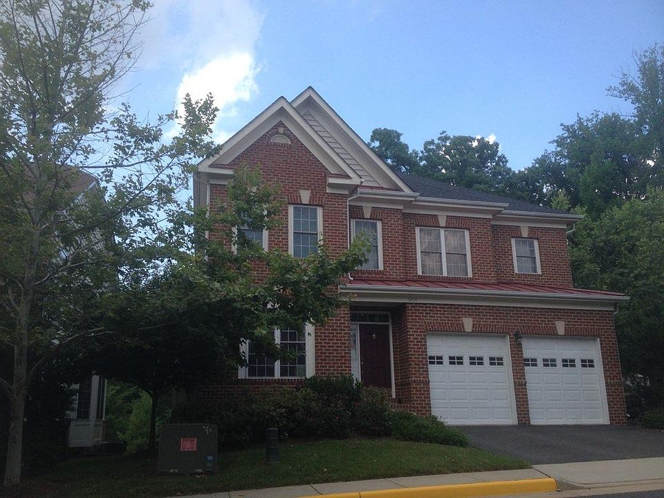 1st image of 9204 Topaz St
