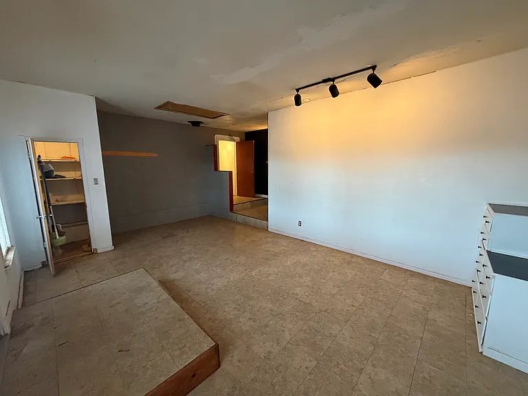 3408 Upland Ave — Photo 21
