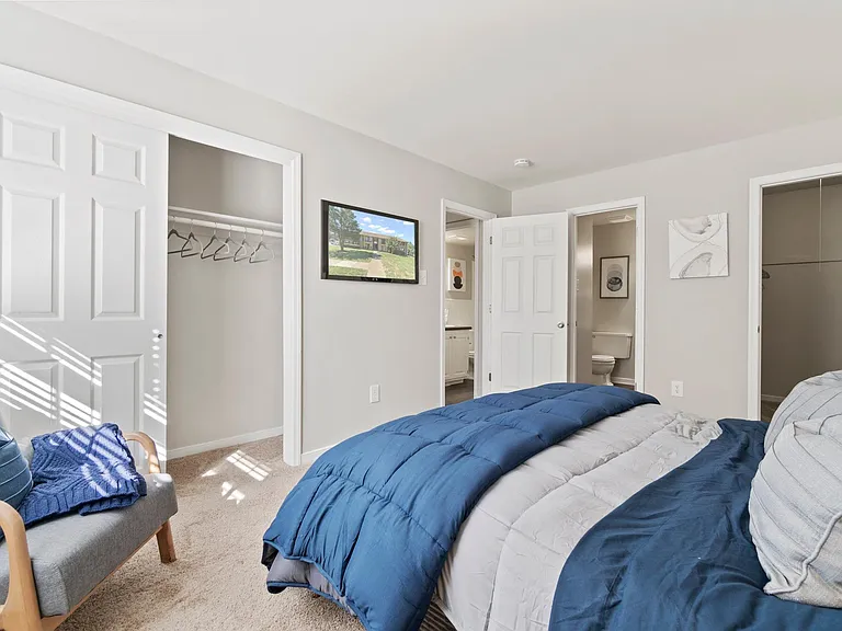 Hunters Ridge — Photo 10