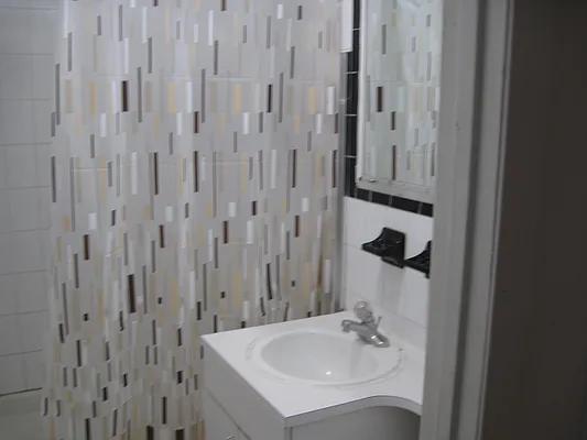 Rented by 18 REALTY | media 42